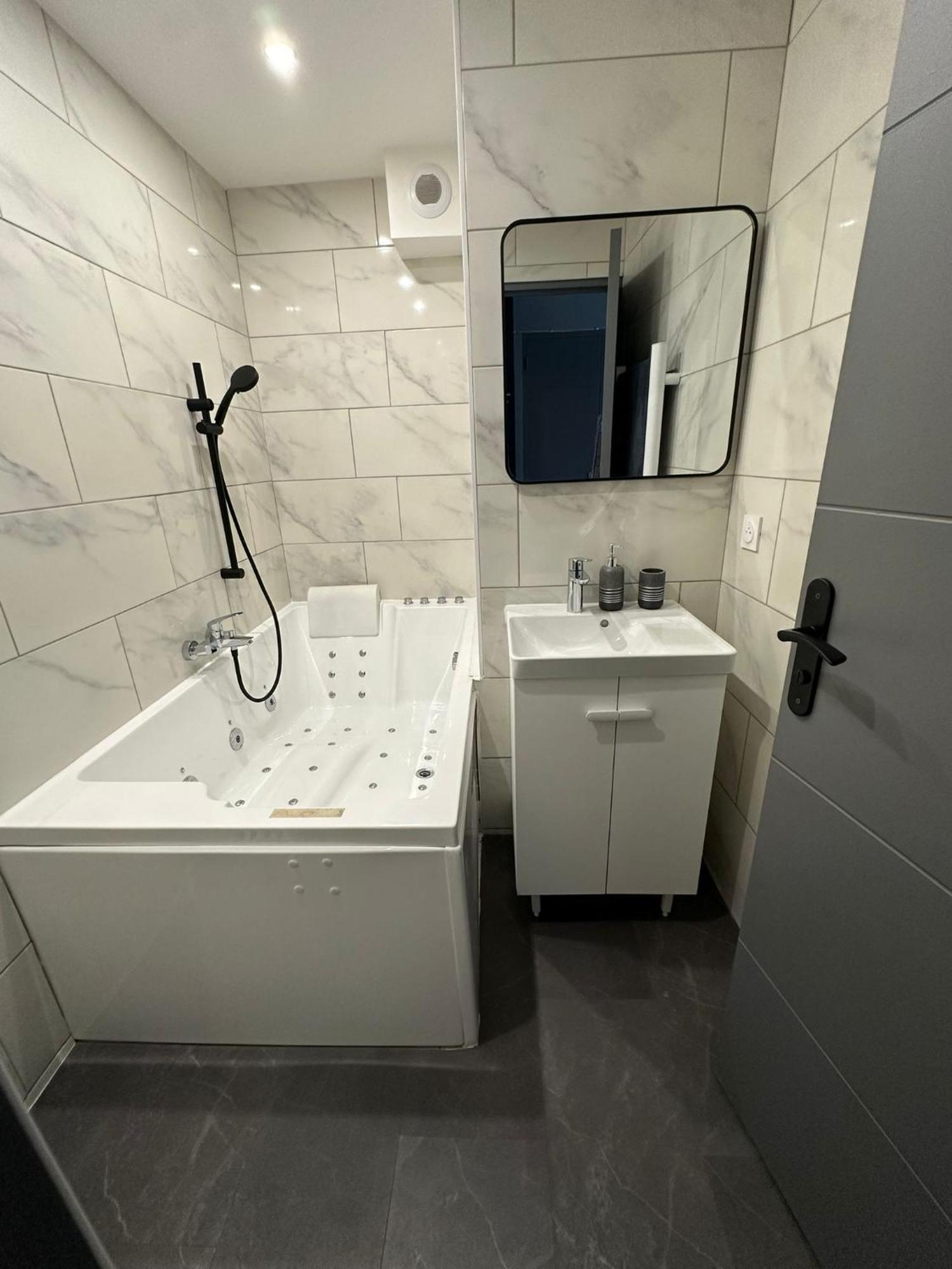 Studio Jaccuzzi A 2 Min Davignon Les Angles  Exterior foto